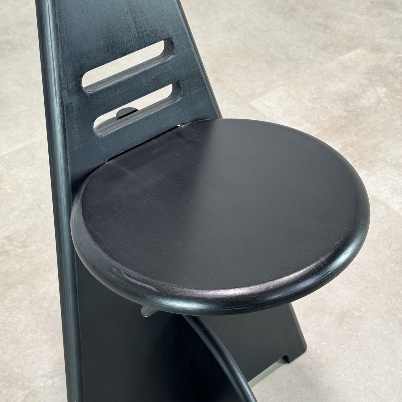 "Lundi-sit" Chair