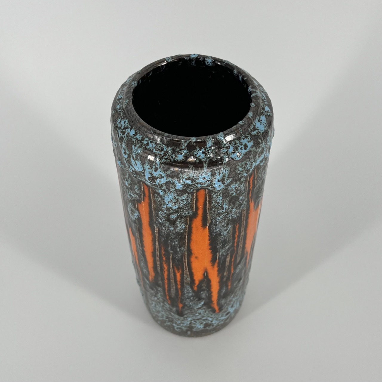 Fat Lava Vase