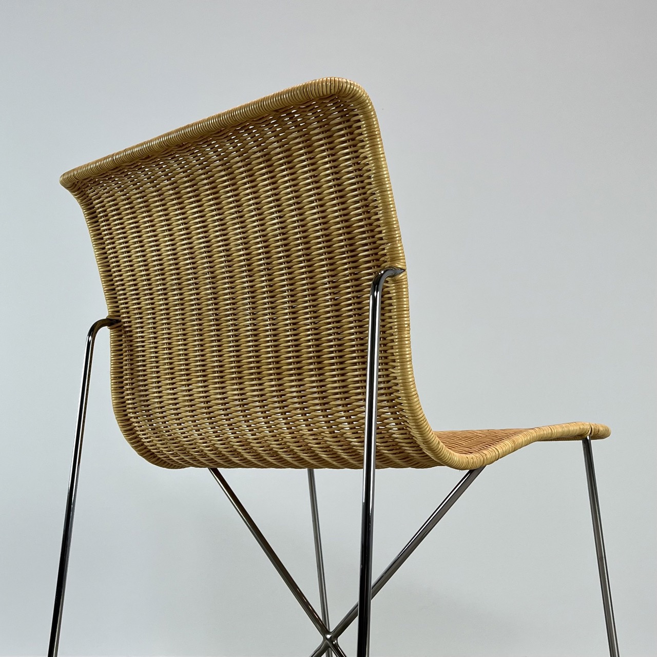 "685" Chair