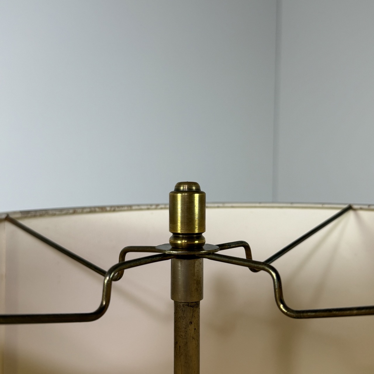 Mid-Mod Table Lamp